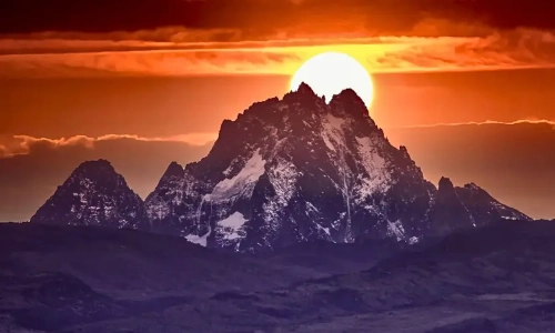 https://untamed.webscreationsdesign.co.uk/6-days-mount-kenya-climbing-naro-moru-chogoria-route/